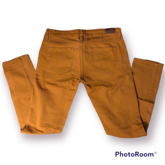 *BLUENOTES* skinny jeans - Picture 2 of 3